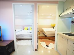 SOGO Dept. Zhongxiao Fuxing MRT