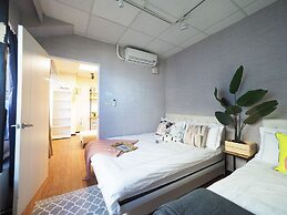 SOGO Dept. Zhongxiao Fuxing MRT