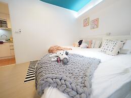 SOGO Dept. Zhongxiao Fuxing MRT