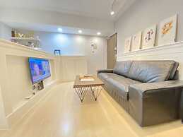 SOGO Dept. Zhongxiao Fuxing MRT