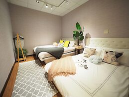 SOGO Dept. Zhongxiao Fuxing MRT