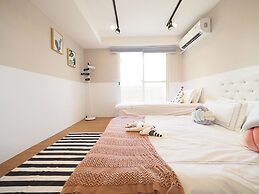 SOGO Dept. Zhongxiao Fuxing MRT