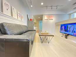 SOGO Dept. Zhongxiao Fuxing MRT