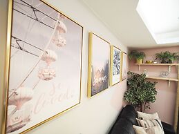 SOGO Dept. Zhongxiao Fuxing MRT