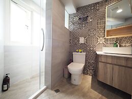 SOGO Dept. Zhongxiao Fuxing MRT