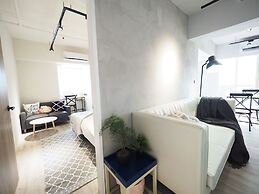 SOGO Dept. Zhongxiao Fuxing MRT