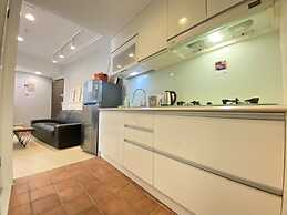 SOGO Dept. Zhongxiao Fuxing MRT