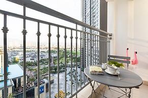 Bayhomes Central Park Serviced Apartment