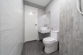 OYO Home 89396 Indescribable 3br Arte Plus