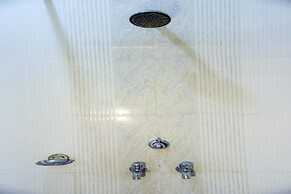 Hotel Parvati Palace