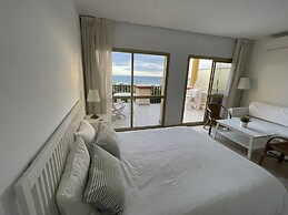 Estudio Insuperables Vistas al Mar