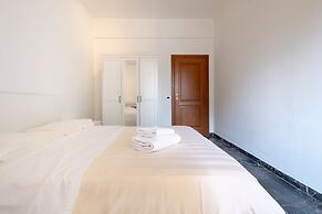 Novoli 4 Bedrooms by Mmega