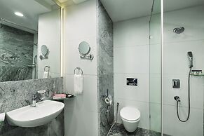 Ramada Encore by Wyndham Statue of Unity