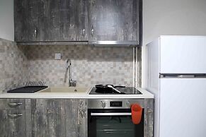 Best House Anakreontos