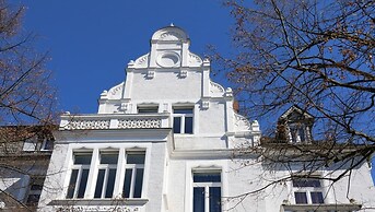 Wohnen Im Exklusiven Dichterviertel