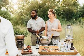 Tanda Tula Safari Camp