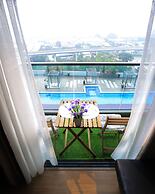 MLH Deluxe Studio Suites @ Landmark Residence