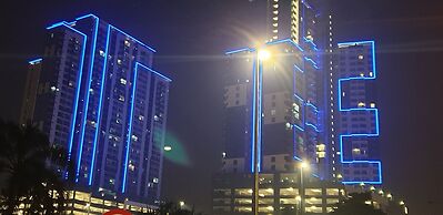 MLH Deluxe Studio Suites @ Landmark Residence