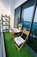 MLH Deluxe Studio Suites @ Landmark Residence