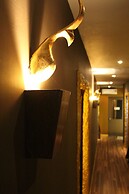 MLH Deluxe Studio Suites @ Landmark Residence