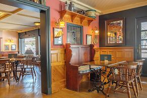 HM Isabela - Adults Only