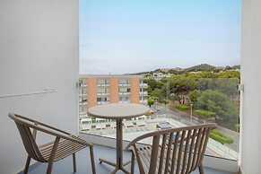 HM Isabela - Adults Only