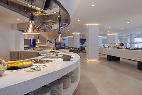 HM Isabela - Adults Only