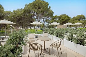 HM Isabela - Adults Only