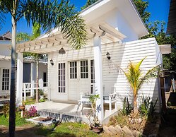 Casa Blanca Gili Air