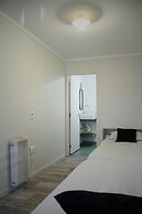 Hugo & Carter's Backpackers & Motel