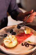 Pilot Amphora Boutique Hotel - Adults Only