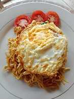 The Dewi Sun Sun Suite