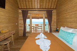 The Dewi Sun Sun Suite