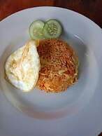 The Dewi Sun Sun Suite