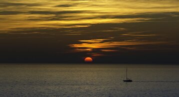 Strandhotel Westduin