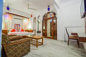 Hotel Raj Palace