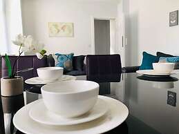 Townhouse @ 51 Balfour St -stoke