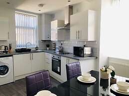 Townhouse @ 51 Balfour St -stoke