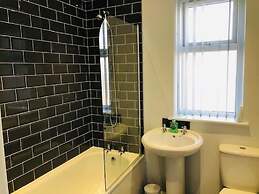 Townhouse @ 51 Balfour St -stoke