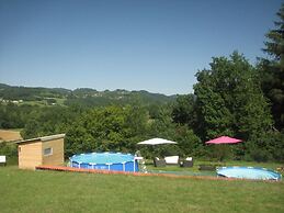 Caravane Camping La Vallee Verte