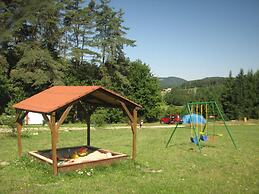 Caravane Camping La Vallee Verte