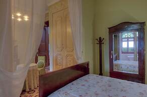 Hotel Casa Ceremines