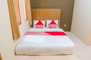 OYO 1340 Wisma Alamanda