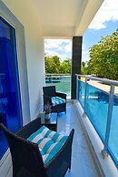 Rosil Place Aparthotel by the Beach