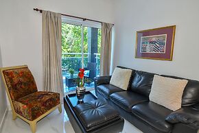 Rosil Place Aparthotel by the Beach