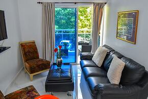 Rosil Place Aparthotel by the Beach