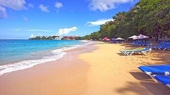 Rosil Place Aparthotel by the Beach