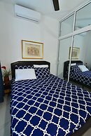 Rosil Place Aparthotel by the Beach