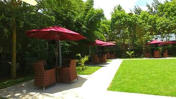 The Noble Hotel and Conference Center