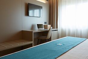 DC Hotel International